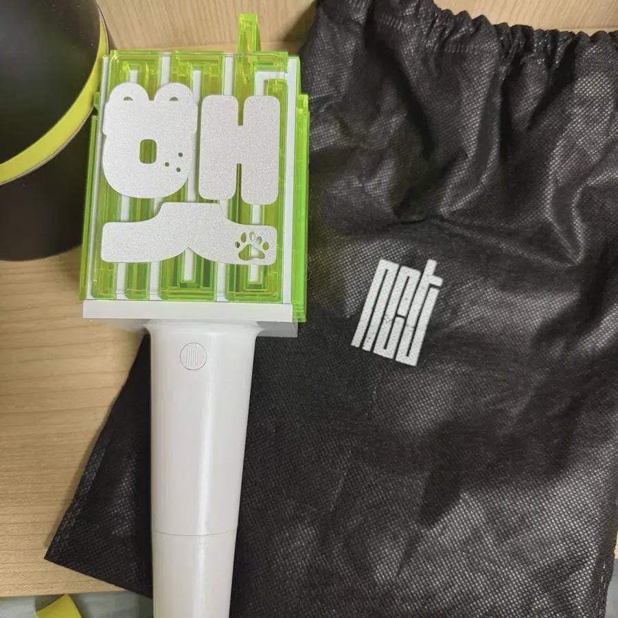 NCT Светящийся жезл