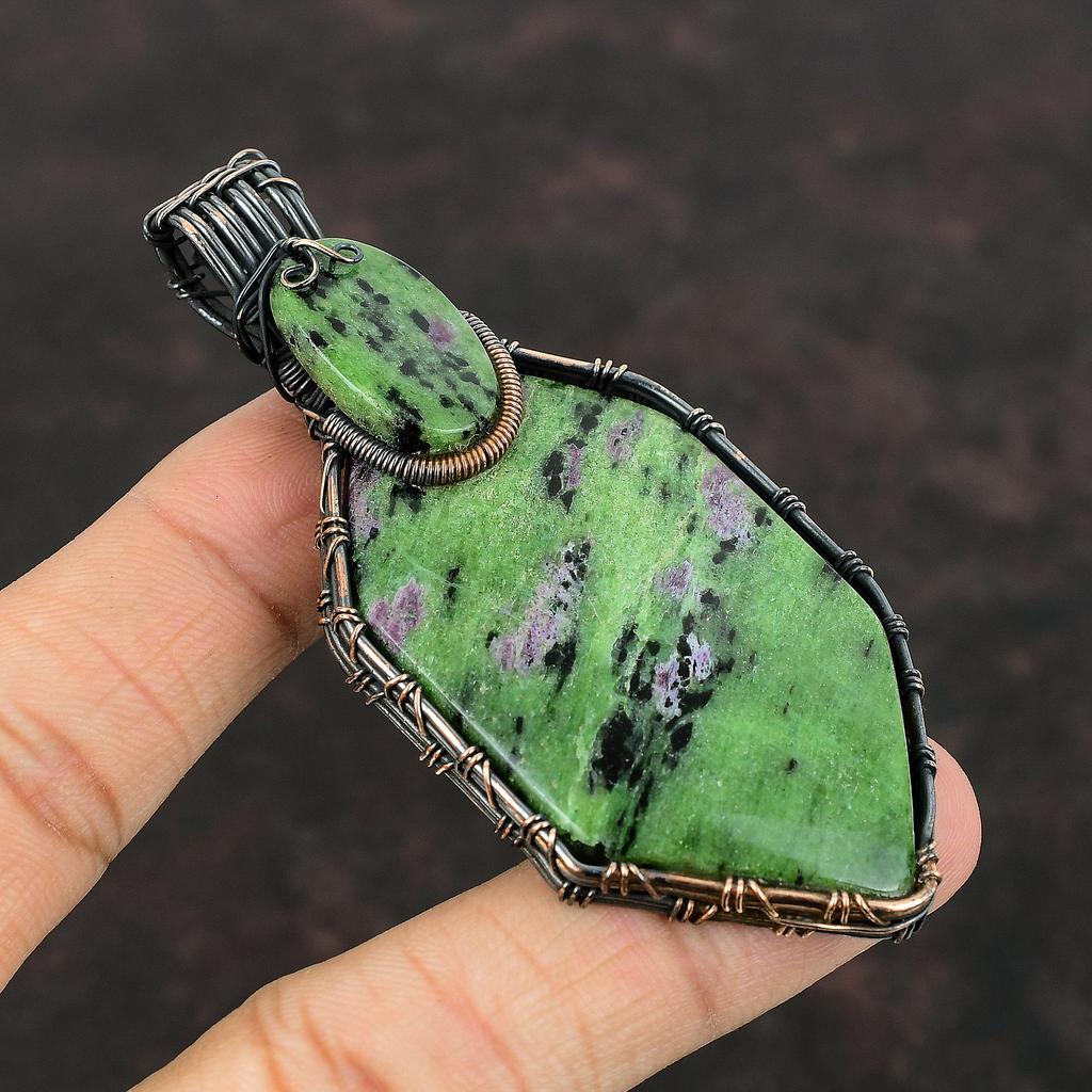 Кулон из рубина с цоизитом, кулон, обмотанный медной проволокой, кулон ручной работы, ювелирное изделие с рубином и цоизитом, кулон, обмотанный проволокой, медное ювелирное изделие для подарка