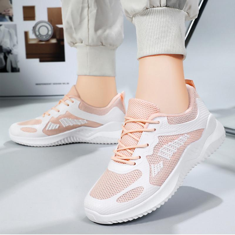 Fashion Women Work Shoes Comfortable for Work 2024 Spring New Leisure Breathable Running Shoes Soft Sole Korean Trendy Single Shoes