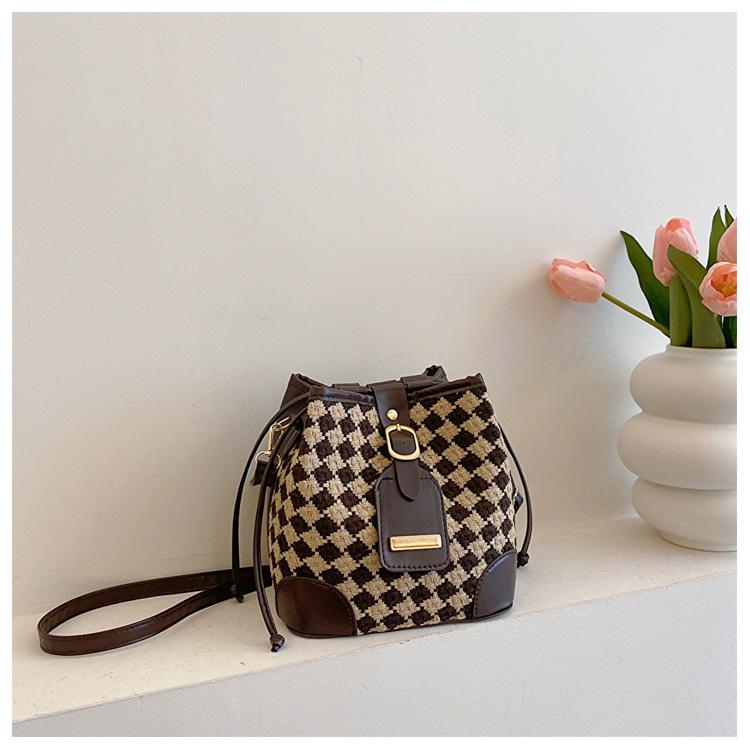 Женская сумка-ведро Niche Foreign Style Сумка через плечо Шерстяная клетчатая сумка-ведро Модная универсальная сумка-мессенджер