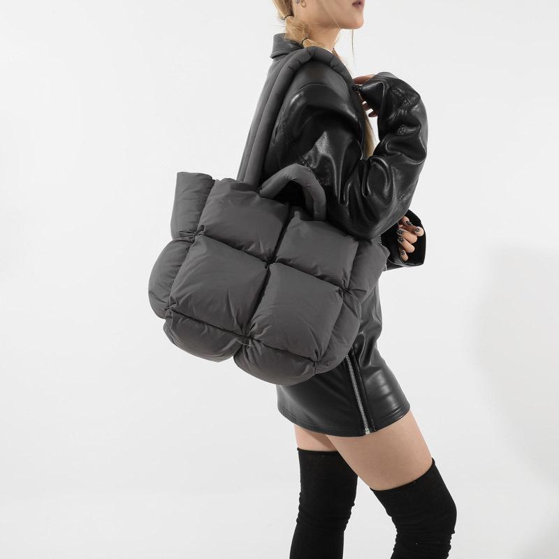 Пуховая сумка, хлопковая одежда, сумка-тоут, высокая версия, женская сумка из хлопка с клетчатым наполнителем, модная сумка через плечо.