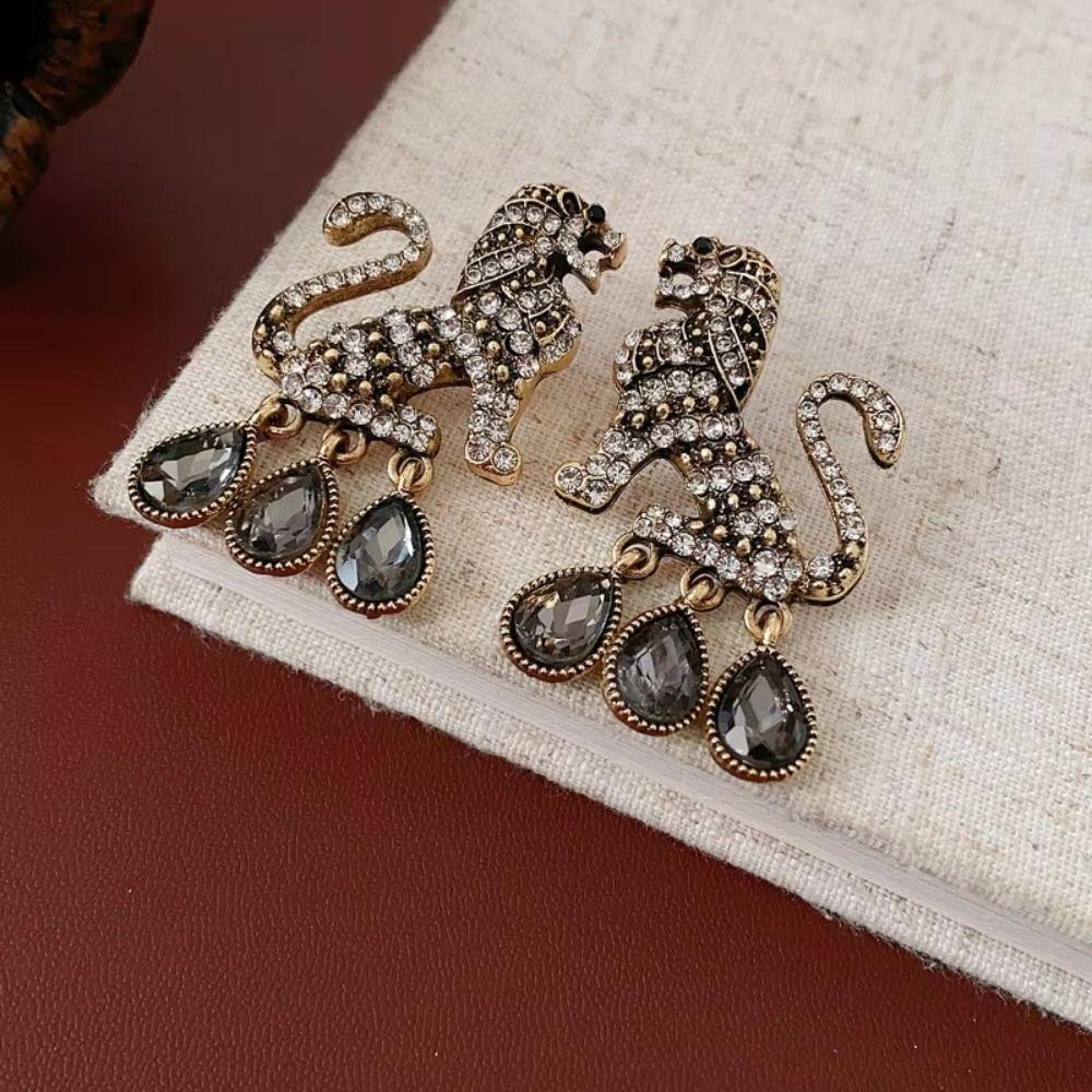 Exaggerated Lion Tassel Earrings Vintage Women's Jewelry Water Droplet Fringe Earrings  Party