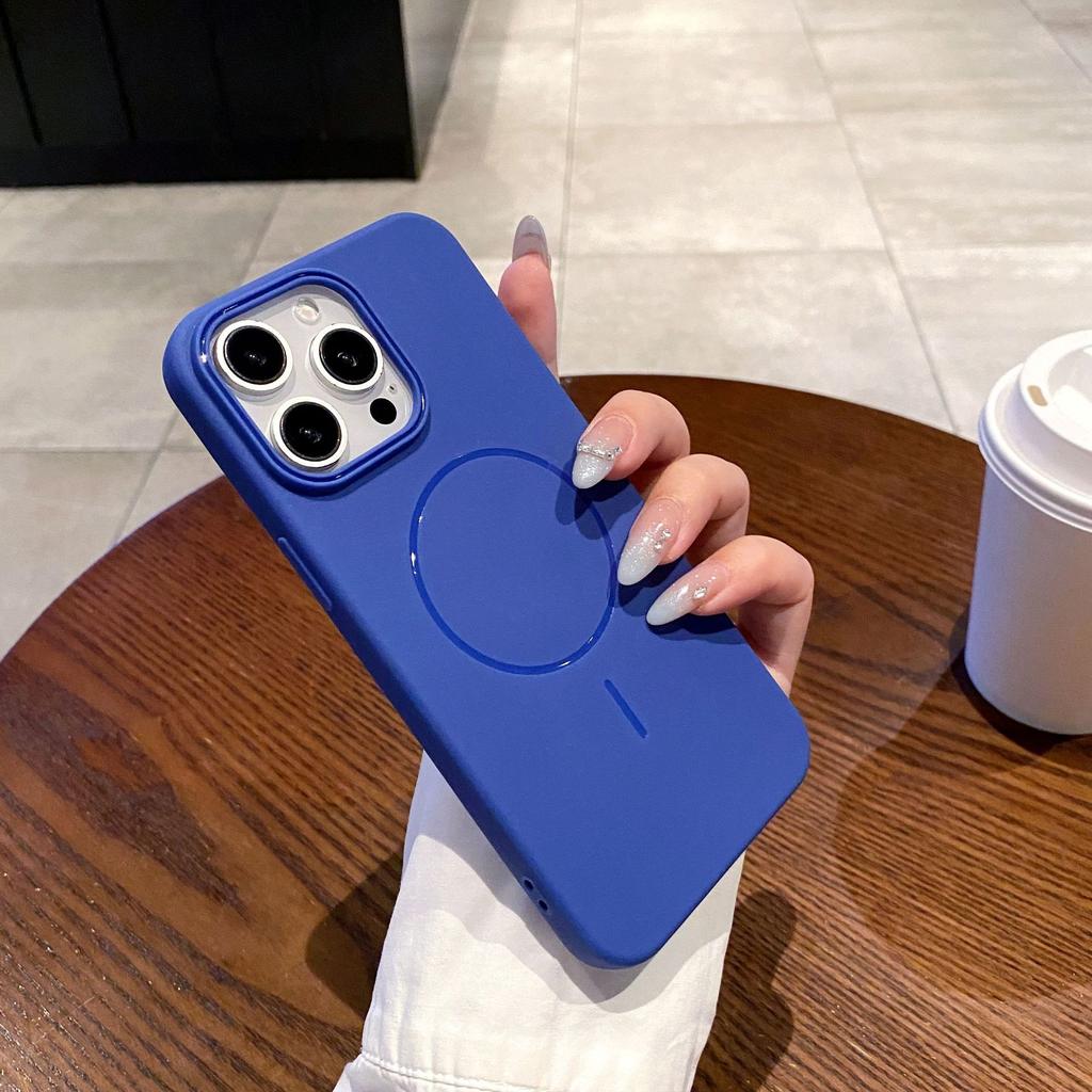 Подходит для iPhone17 ProMax Тонкое кольцо Магнитная адсорбция Чехол для телефона Матовый Apple 16 Силиконовый Противоударный 15 Защитный чехол