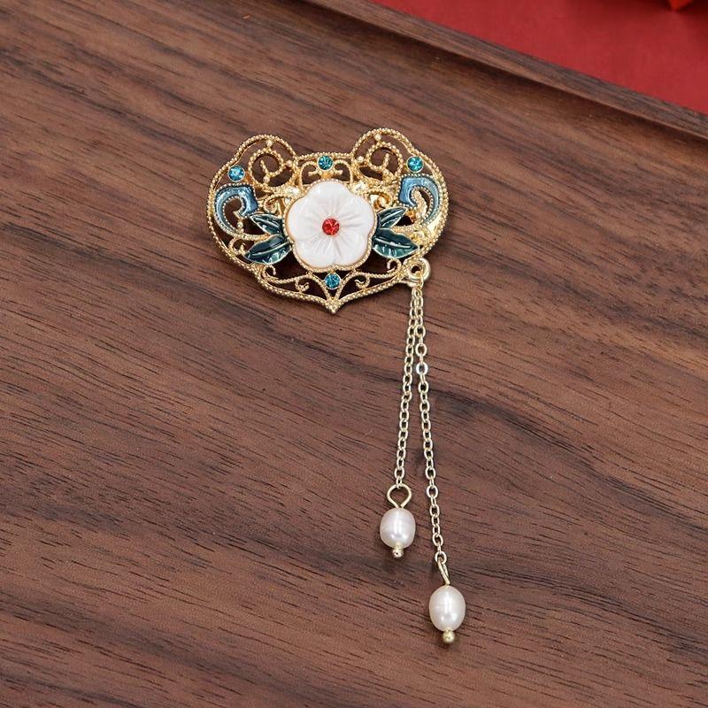 Antique Brooch Female High-end Sense High-end Court Temperament Elegant Pearl Pin Cheongsam Placket Hanfu Accessories Corsage