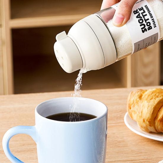 Стеклянная бутылка для соли и перца. Носик с несколькими отверстиями. Дозатор для приправ, не содержащий свинца. Герметичная крышка. Удобная ручка. Бутылка для приправ.