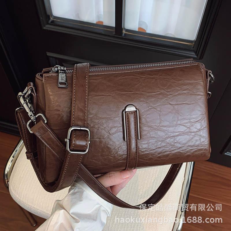 Премиальный ретро маленькая сумка женская 2025 новая мода универсальная сумка-мессенджер сумка на плечо для通勤 сумка подмышку маленькая сумка