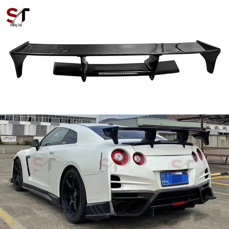 Совместимый задний спойлер из углеродного волокна для Nissan GTR35 - Двухслойное аэродинамическое крыло со световыми элементами и стабилизатором.