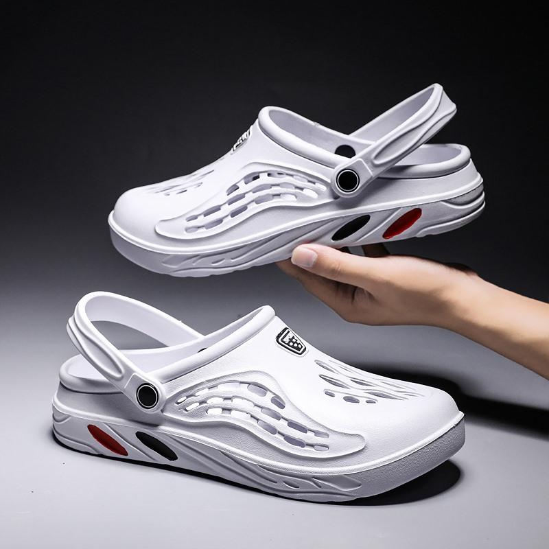 2021 New Summer Couple Beach Shoes Men's Hole Shoes One-word Sandals Are Light and Soft Plus Size
