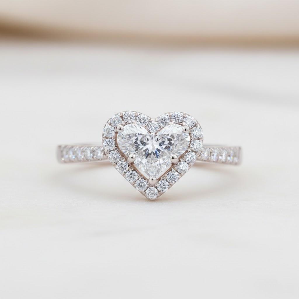 Elegant Crystal Heart Wedding Ring Silver Zircon Engagement Ring Luxury Jewelry Gift for Women