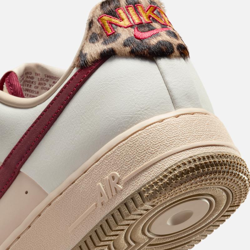 Nike Женские плоские кроссовки для бега Air Force One с зимней резиновой подошвой NIKE AIR FORCE 1 IM7510