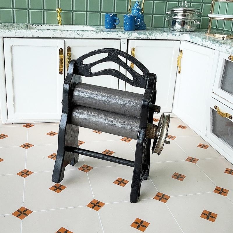 1:12 Кукольный домик Миниатюрная ручная мукомолка Кухонная модель Декор Игрушка Аксессуары для кукольного домика