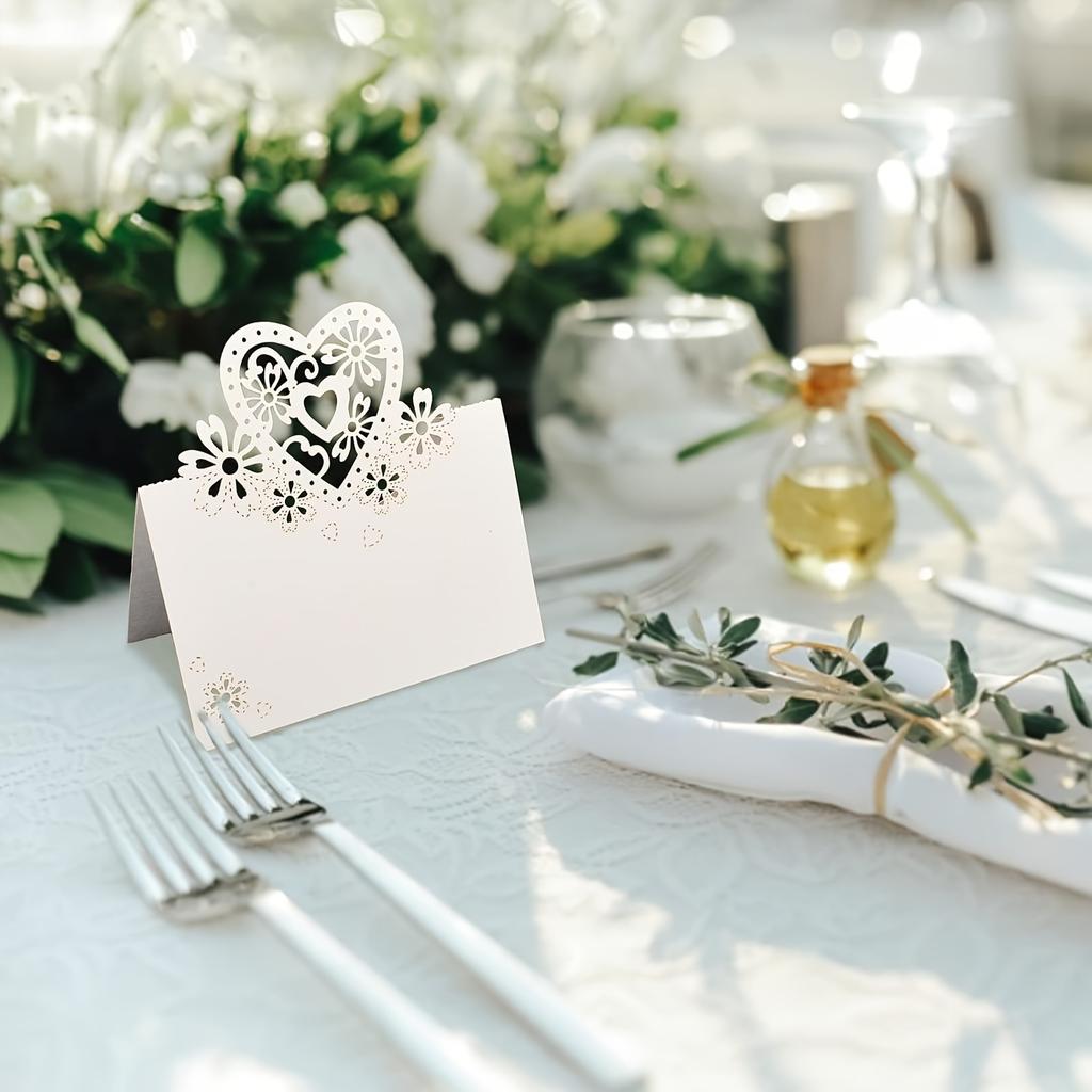 Wedding Name Place Cards 20 Pcs White Heart Cutout Table Seating Cards for Wedding Party Decoration