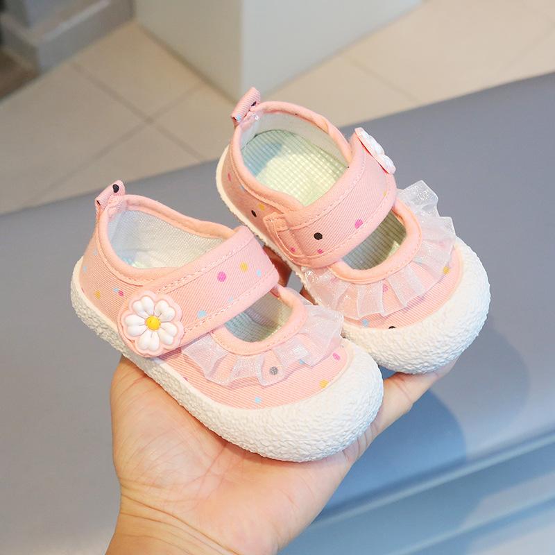 Повседневная обувь для девочек, с закрытым носком, на шнуровке, с цветами, детская обувь принцессы, в горошек, модная новинка 2025, детская обувь на плоской подошве, мягкая, размеры 20-31