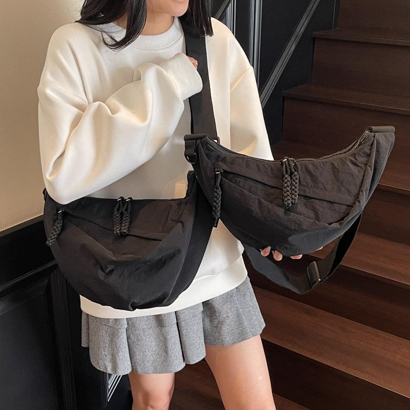 Повседневная сумка кроссбоди для женщин для поездок на работу, вместительная модная и спортивная сумка-пельмень, сумка на одно плечо