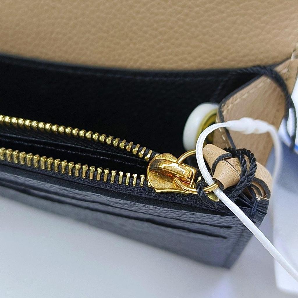 [Pre-Owned] Louis Vuitton Emilie Wallet 'Black Monogram Embossed Empreinte Cowhide Leather' - Very Good #26SP7N