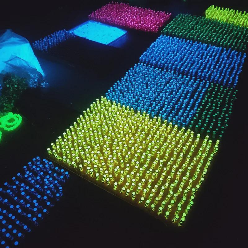 Ожерелье с подвеской из смолы с золотым драконом для мужчин - яркий и смелый дизайн