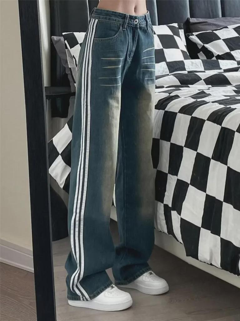 Женские джинсы широкого кроя с тремя полосками и потертостями – весенний американский уличный стиль, свободный крой, стираные, повседневные брюки.