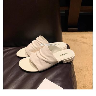 Версия из коровьей кожи~ Виноградная мама, те же минималистичные сандалии-шлепанцы на толстом каблуке в стиле old money из плиссированной коровьей кожи с широким верхом, универсальные женские