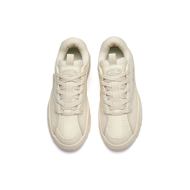 Anta Горячие толстые подошвы модные нескользящие прочные низкие кроссовки для скейтбординга женские кроссовки бежевые 922238083-2