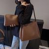 Retro Bag Women's Large Capacity 2025 New Spring and Summer Simple Shoulder Bag Casual Popular Bucket Bag