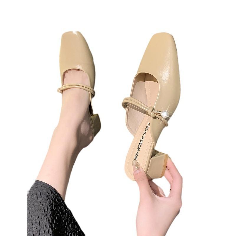 Женские летние тапочки для улицы Новогодние на толстом каблуке с закрытым носком модные ретро юбка белые нескользящие сандалии