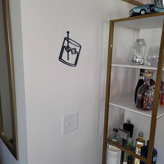 Wine Glass Wall Decor Wooden Black Line Art Ice Cubes Wine Glass Sign Wall Art Wine Sign for Home Farmhouse Bar Decoration