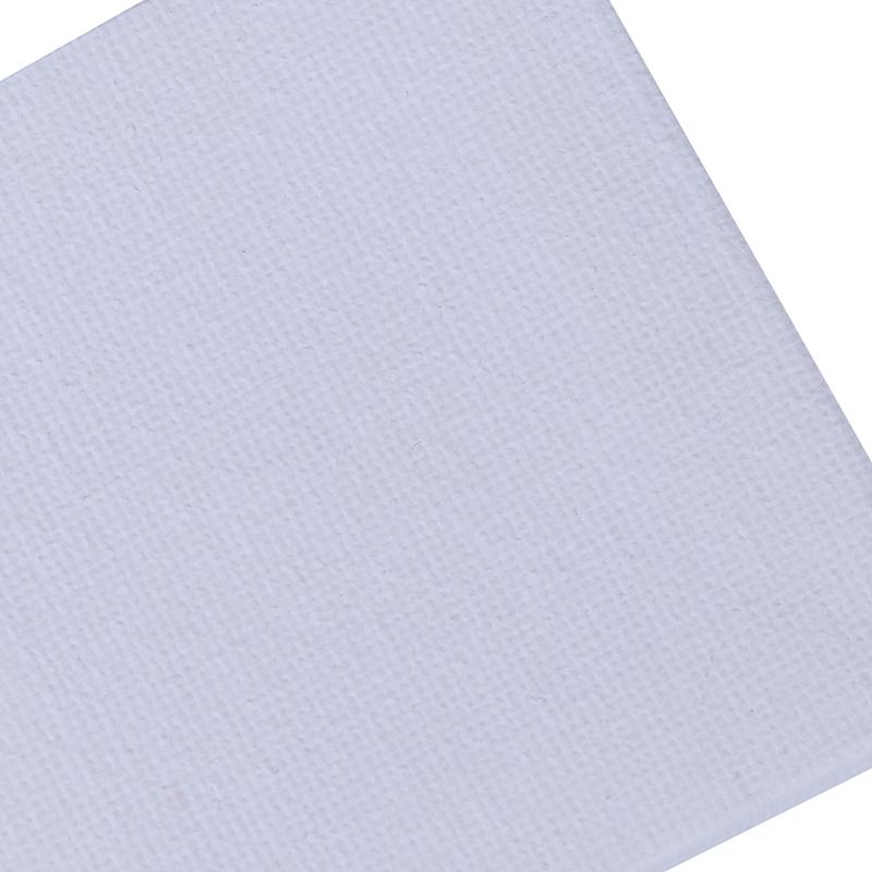 Пустая белая мини-маленькая растянутая художественная доска на холсте художника акриловая масляная краска