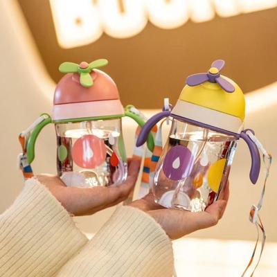 Новый 250/300 мл Водный поильник Мультяшный Портативный с ручкой Бутылки для воды Силиконовая трубочка Непроливайка Трубочка Красивая бутылка Дети