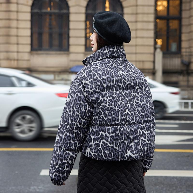 Женская новая леопардовая ветровка с капюшоном, ветронепроницаемая, легкая, утолщенная, пушистая, теплая, свободного кроя, из высококачественной ткани, повседневная спортивная хлопковая куртка