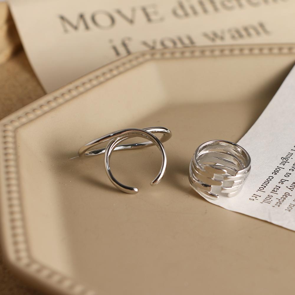 Прохладное металлическое кольцо с полой геометрией и неравномерным искажением, многослойное металлическое кольцо с крестом для женщин и девочек, вечерние украшения