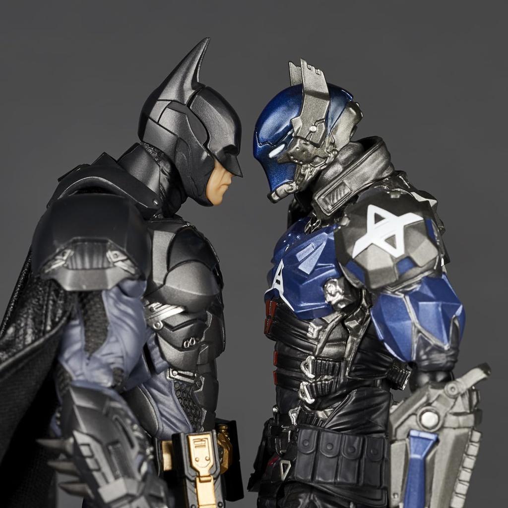 Revoltech Amazing Yamaguchi Batman Arkham Knight Action Figure