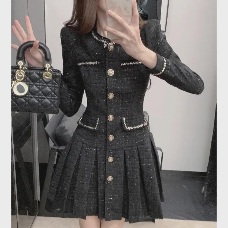 Черное платье во французском стиле 2024 года: Элегантная утягивающая юбка для осени и зимы