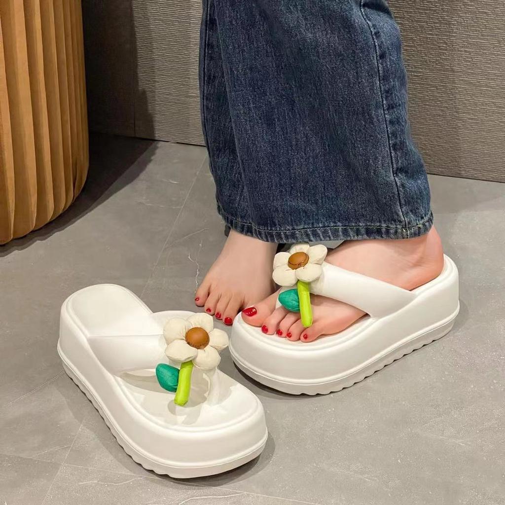 Fashion Cute Flowers Soft Beach Slippers Female 2024 Thick Bottom Home Outside Wear Flip-flops Non-slip Comfort Summer Zapatos Mujer
