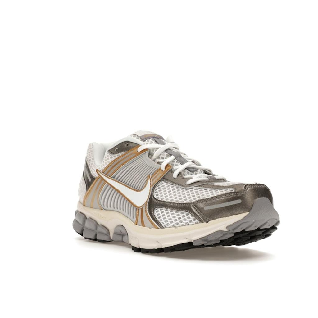Nike Air Zoom Vomero 5 Metallic Pewter Gold Unisex Sneakers White Platinum-Tint Metallic-Gold HJ7247-099