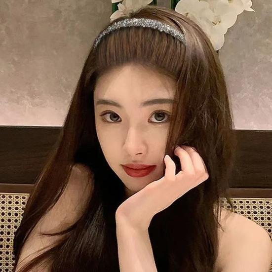 Женская волнистая повязка на голову, нескользящая узкая полоса с блестящими стразами и зубцами, ободок для волос, мытье лица, женские волосы