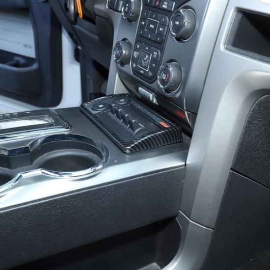 Накладка декоративная на панель AUX в центральной консоли для Ford F-150 2009-2014, углеродное волокно