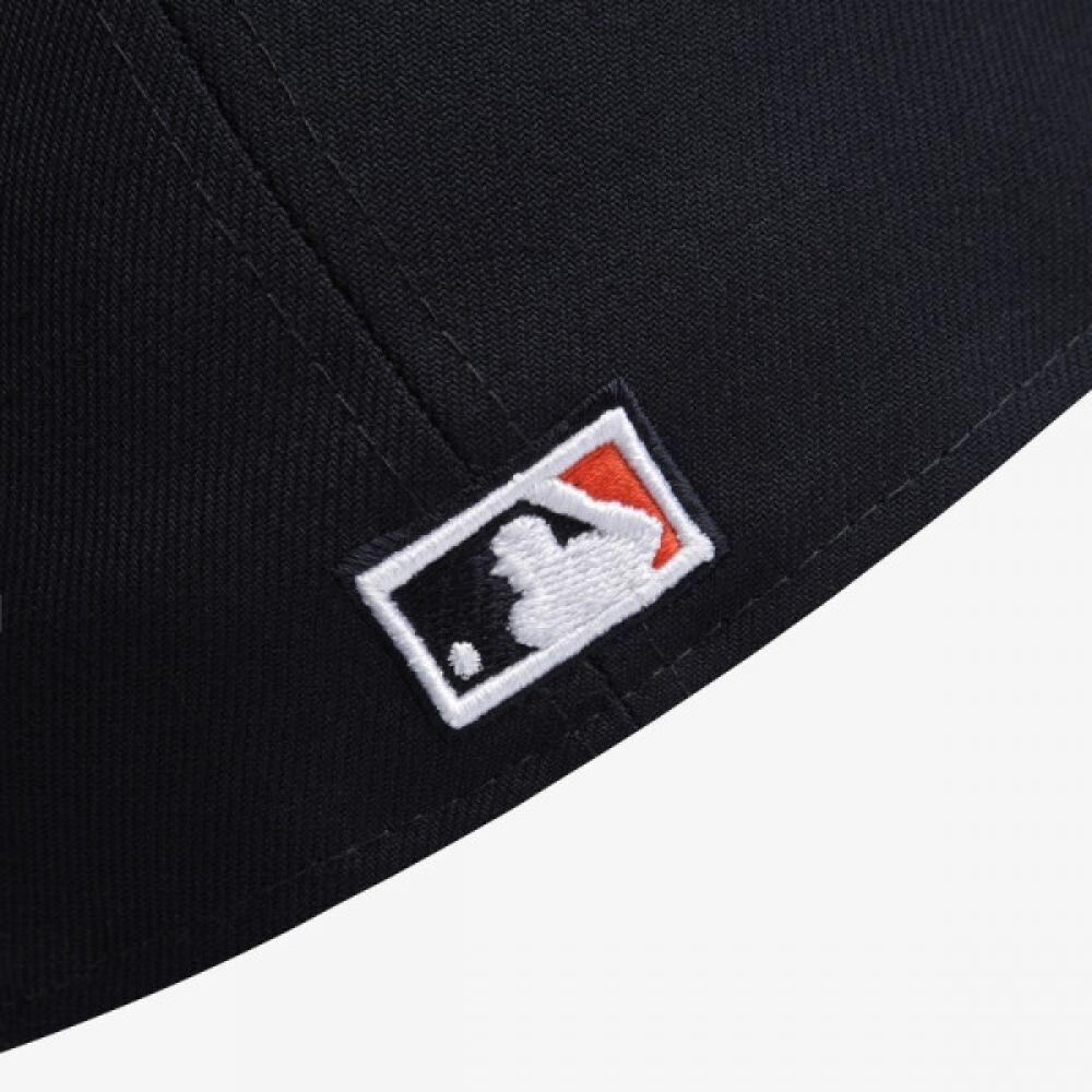 Приталенная кепка New Era Detroit Tigers темно-синяя