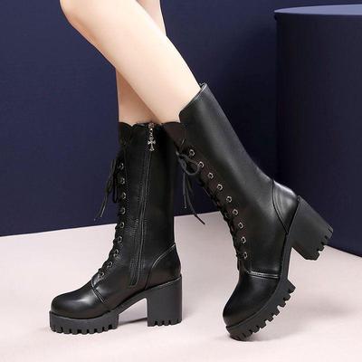 Женские зимние сапоги-ботфорты из мягкой кожи больших размеров на массивном высоком каблуке и с нескользящей подошвой, размеры 35-41.