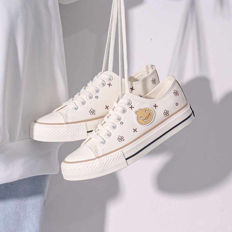 Женская обувь Kawaii Low Ladies Shoes Canvas Ladies Shoes Canvas Ladies Boots Cute Autumn Light Style Price Fashion 2024 Cheap High Quality Shoes