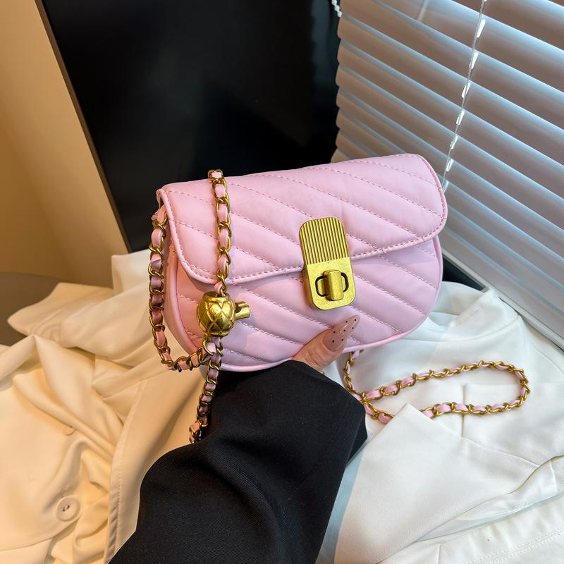 Модная маленькая женская сумка, новый нишевый дизайн, сумка-мессенджер на цепочке, премиальная универсальная на плечо, маленькая квадратная сумка