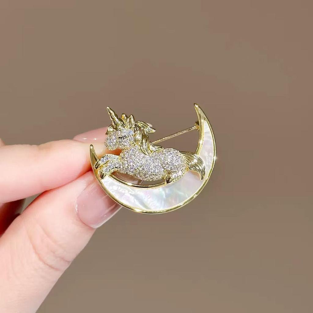 Брошь Пипа Жуи: Элегантная классическая жемчужная брошь для женского ципао