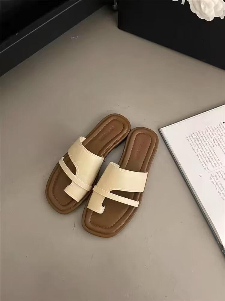 New Simple Wind Open-toed Flat Sandals Ins Wind Versatile Casual Vacation Outer Wear Cover Toe Out Cool Slippers Summer