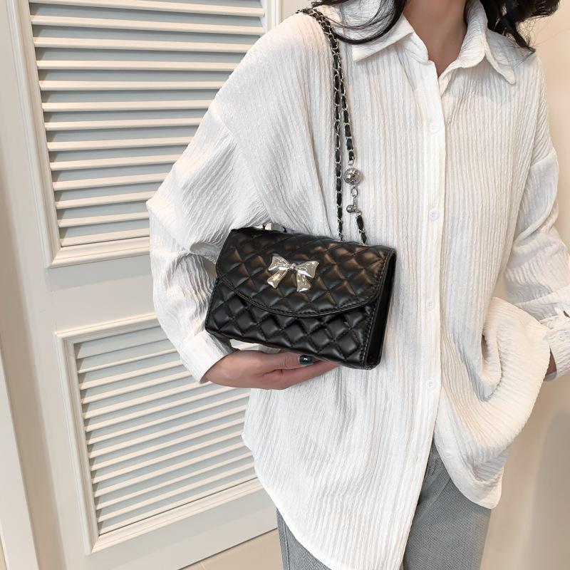 Новая фактурная маленькая квадратная сумка-цепочка в иностранном стиле для женщин 2024 года, повседневная сумка-мессенджер через плечо