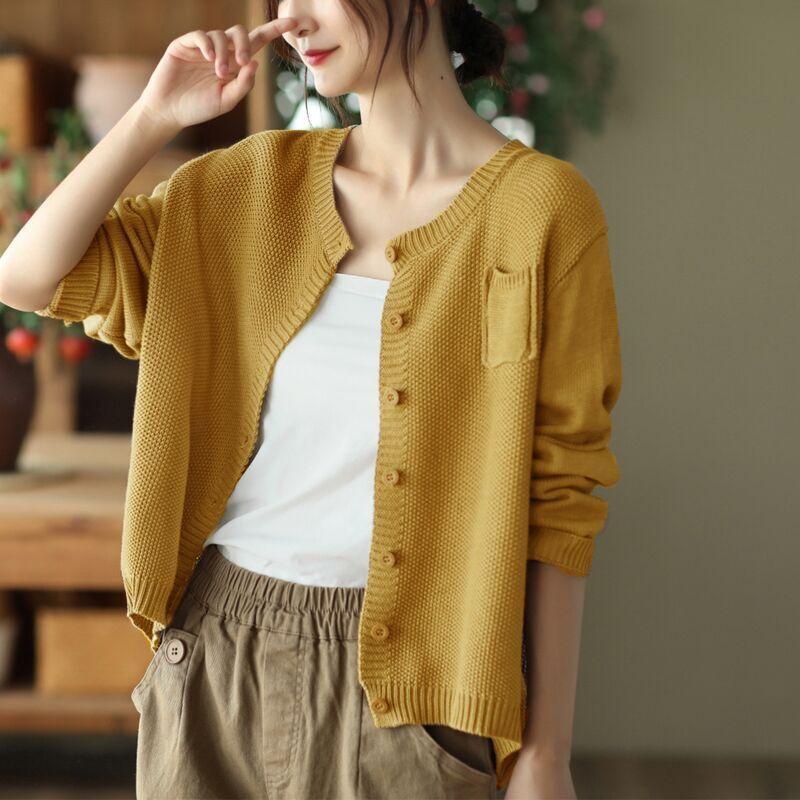 New Spring and Autumn Fashion Simple Round Neck Art Retro Knitted Cardigan Sweater Temperament Commuter Outwear Women's Top