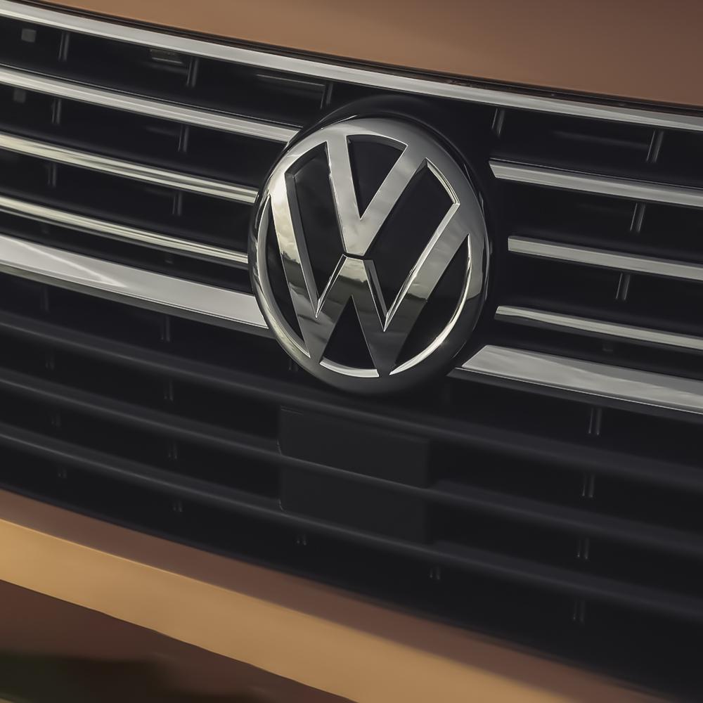 For Volkswagen VW For Volkswagen VW Transporter T6 2016 2017 2018 2019 2020 Car Front Grill Badge Rear Trunk Emblem Cover Auto Accessories