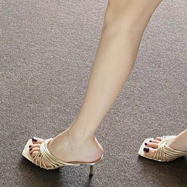 Красивые золотистые туфли на высоком каблуке, женские туфли 2024 года, новые туфли на высоком каблуке с перекрещивающимися ремешками, летняя юбка, босоножки на высоком каблуке