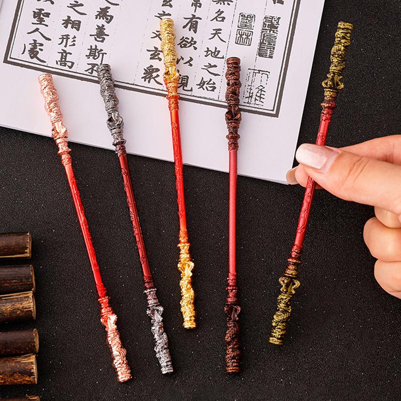 Творческий Мини Wukong Cudgel Meatal Модель Monkey King Wukong Оружие Маленькие Украшения Поделки Детские Игрушки Аниме Периферия Подарки
