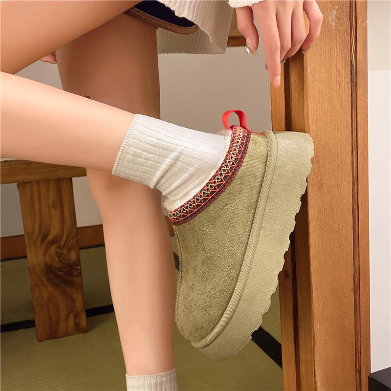 TUINANLE Winter Snow Boots Women Non-slip Boots Warm Plush Thick Cotton Shoes Plus Size 35-43
