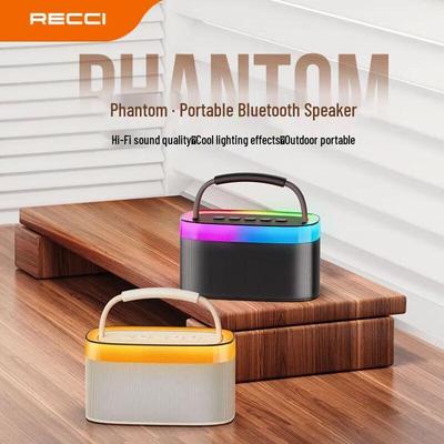 Портативная Bluetooth-колонка Recci RSK-W40, вилка CN (адаптер в комплекте)