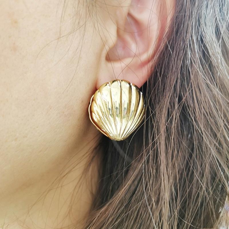 Small Piercing Earring Simple Small Shells Shaped Studs Earring Sweet Cool Party Jewelry Fashion Metal Ear Buckle